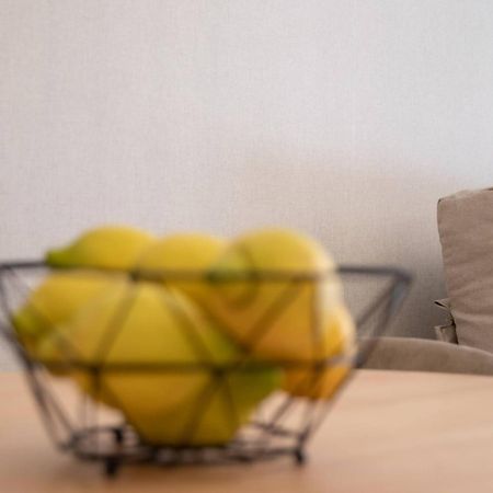 Appartamento Maritim 1 By Concept Flats Valenza Esterno foto