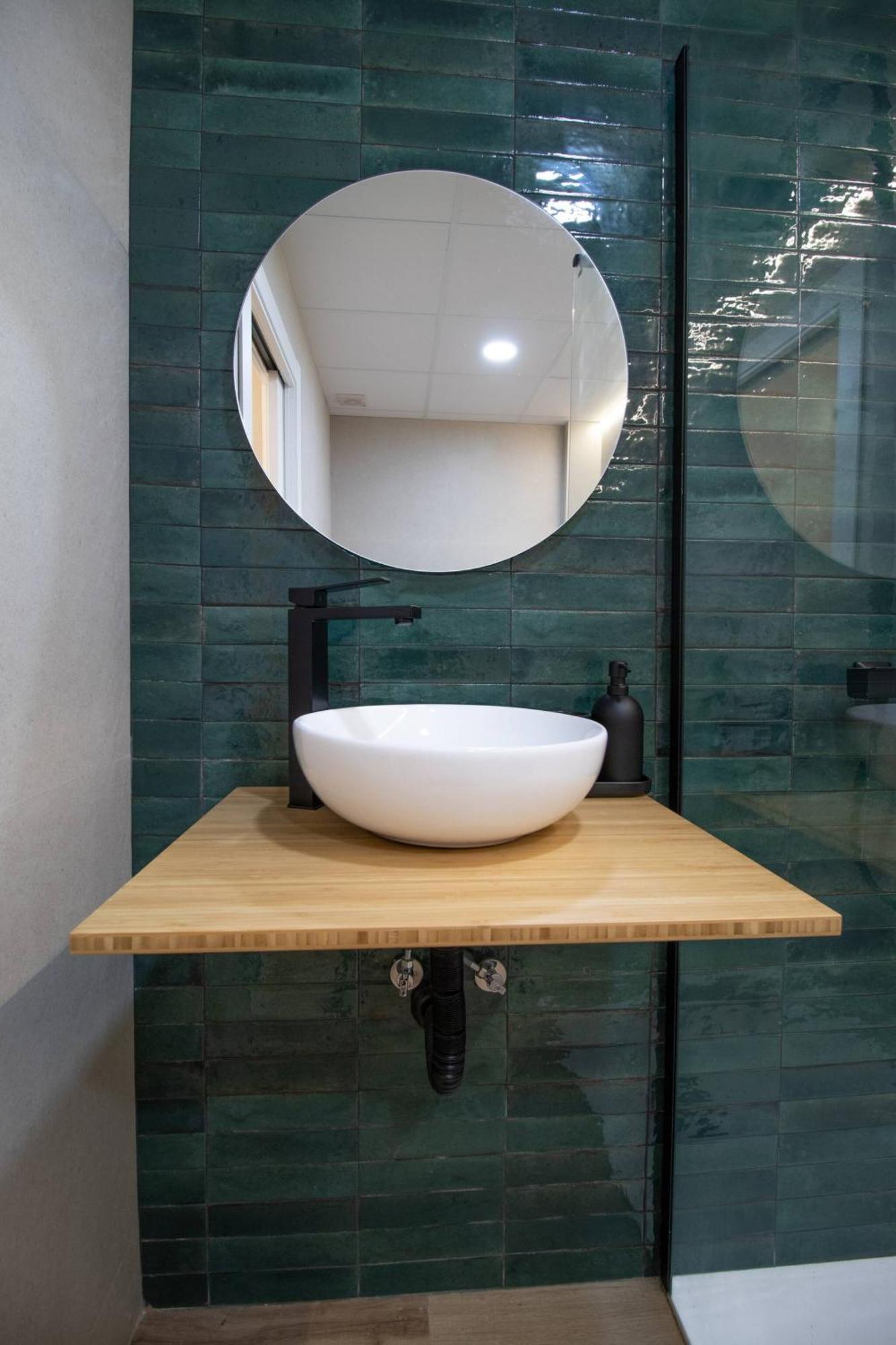 Appartamento Maritim 1 By Concept Flats Valenza Esterno foto
